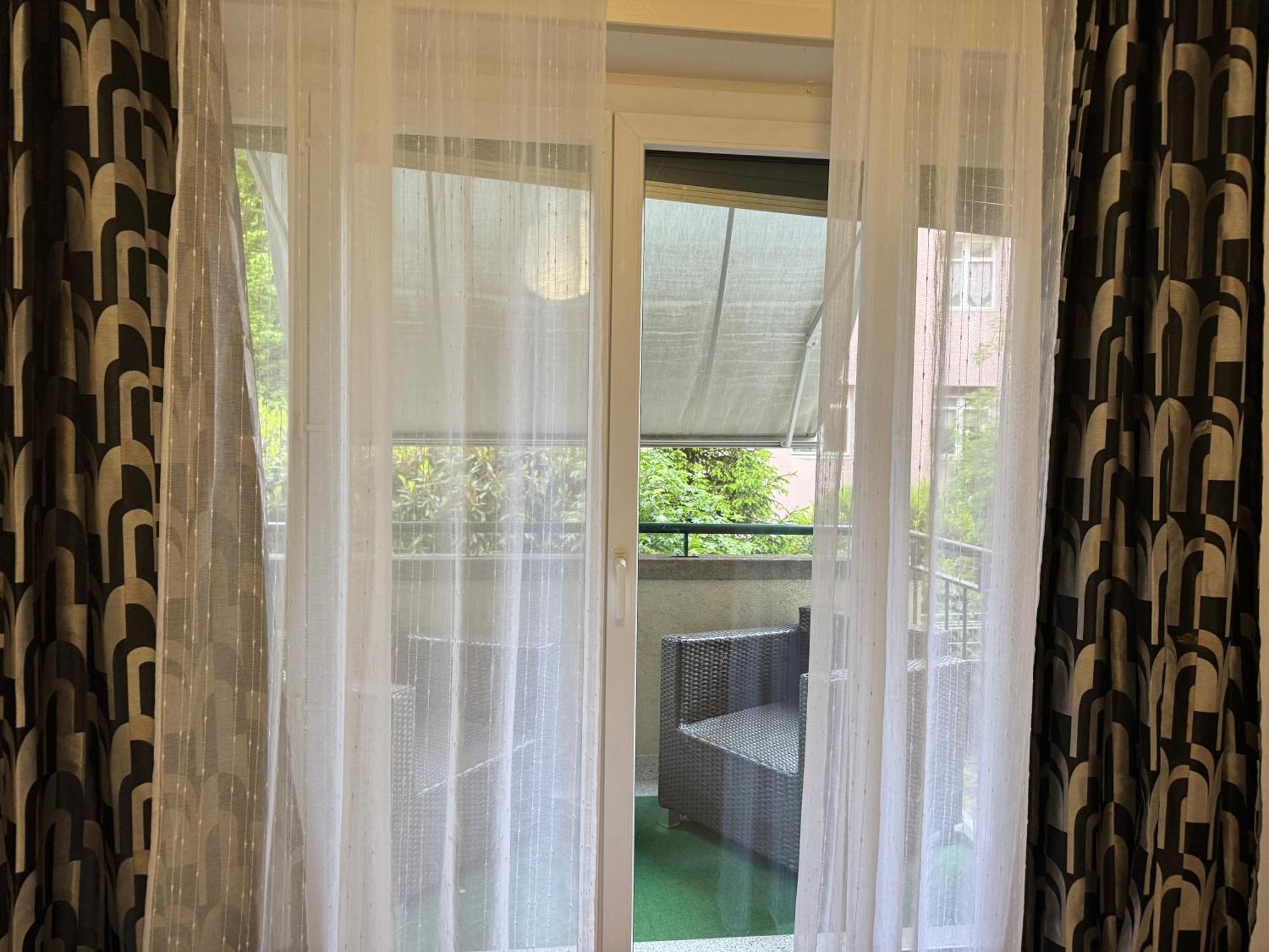 Apartahotel Confort Лозана Exteriér fotografie