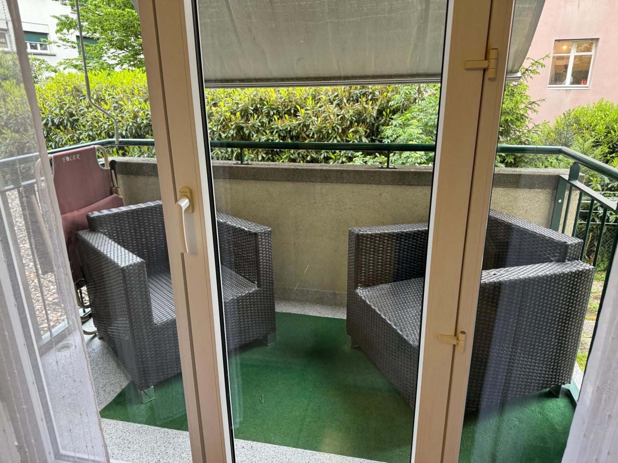 Apartahotel Confort Лозана Exteriér fotografie