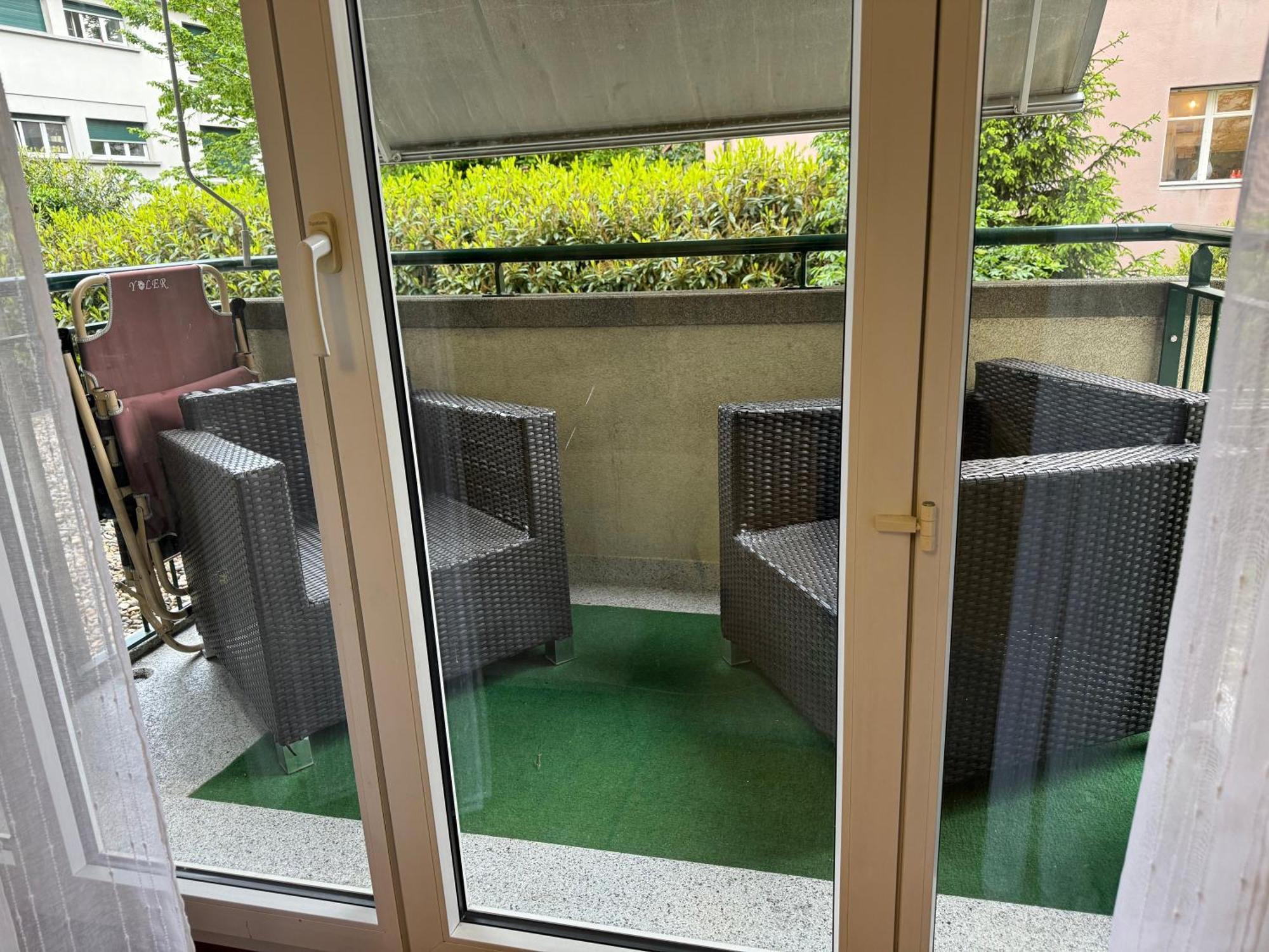 Apartahotel Confort Лозана Exteriér fotografie